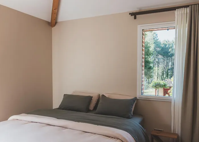 ベッド・アンド・ブレックファスト Maison Montaut 3*